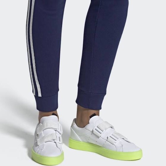 adidas sleek velcro